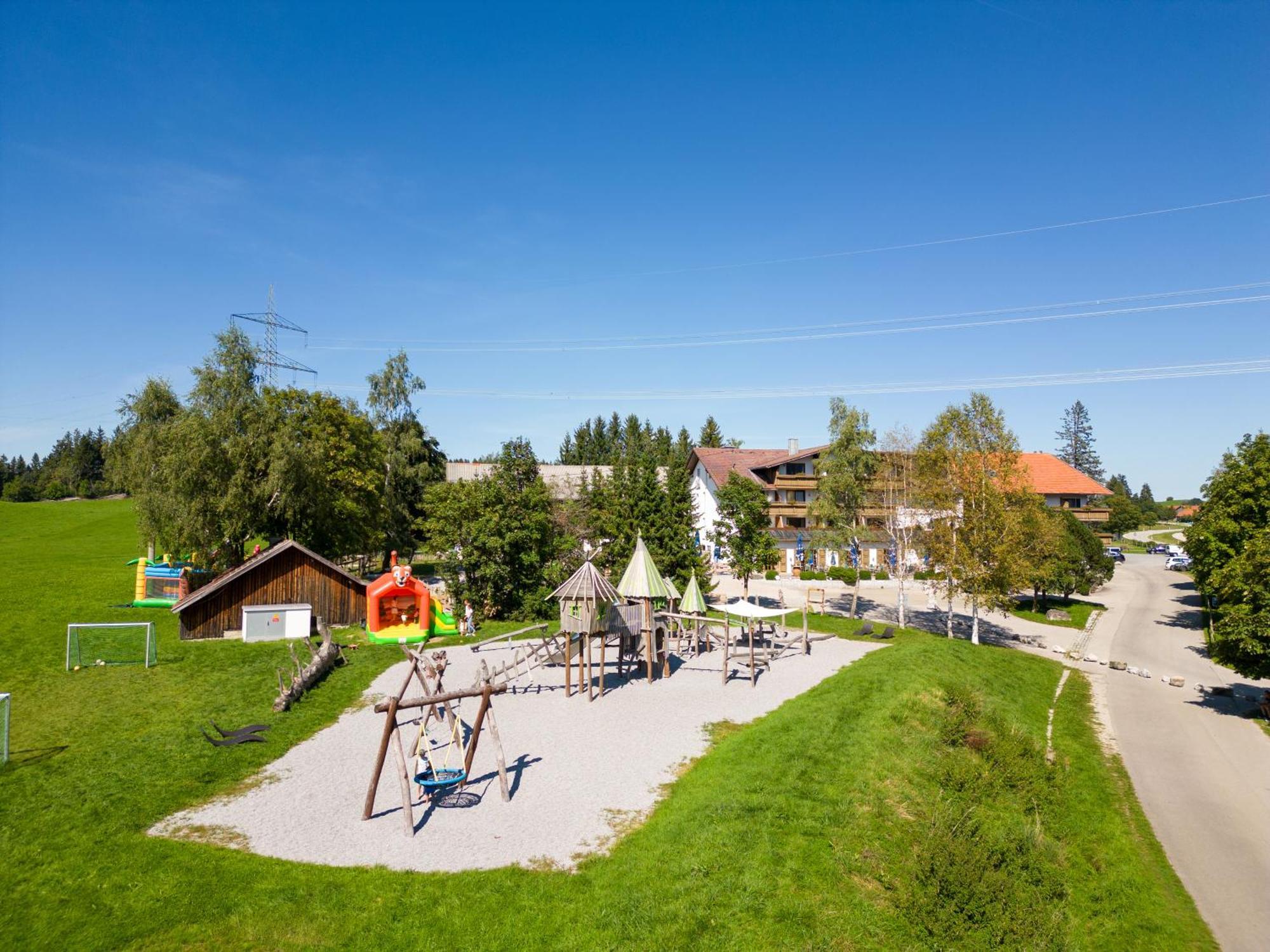 Familienhotel Loewen Nesselwang Exterior photo